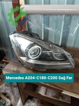 Mercedes-Benz C Serisi Sağ Ön Far çıkma parça