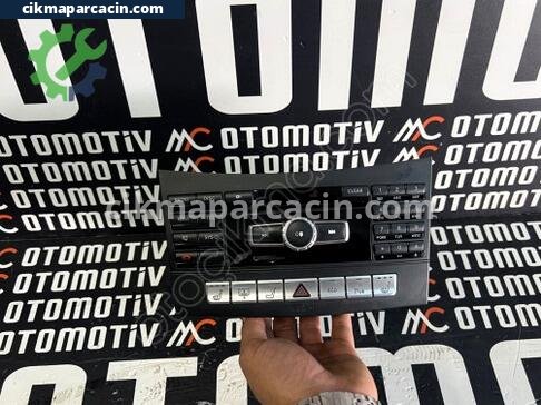 Mercedes-Benz A Serisi Teyp çıkma parça