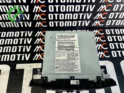 Mercedes-Benz A Serisi Teyp A2129007525 çıkma parça