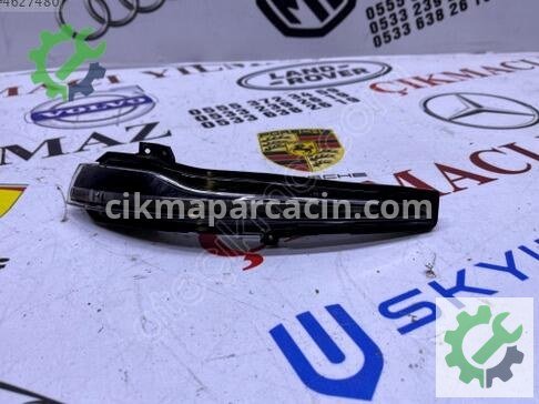 Mercedes-Benz E Serisi Ayna Sinyali A0999064601 çıkma parça