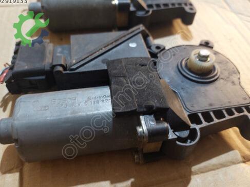 Mercedes-Benz A Serisi Cam Motoru 0130821699 çıkma parça