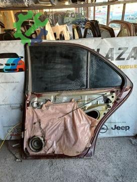 Mercedes-Benz E Serisi Sağ Arka Kapı çıkma parça