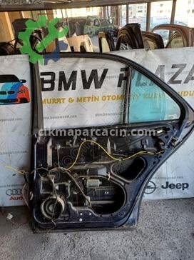 Mercedes-Benz E Serisi Sağ Arka Kapı çıkma parça