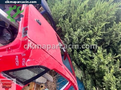 Mercedes-Benz B Serisi Tavan Sacı çıkma parça