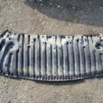 Mercedes C 180 AMG ön tampon alt muhafaza orjinal çıkma