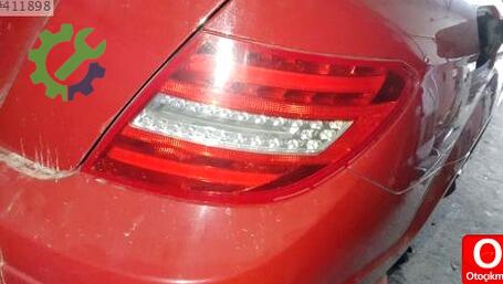 Mercedes-Benz C Serisi Sağ Arka Stop çıkma parça