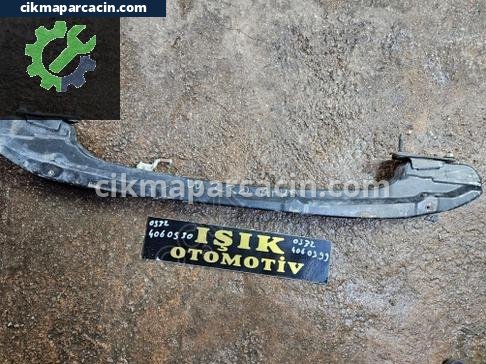 Mercedes-Benz C Serisi Arka Tampon Demiri çıkma parça