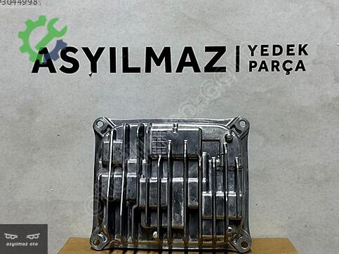 Mercedes-Benz C Serisi Far Beyni çıkma parça