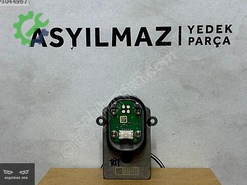 Mercedes-Benz C Serisi Far çıkma parça