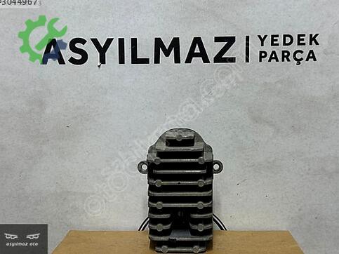 Mercedes-Benz C Serisi Far 1305715284 çıkma parça