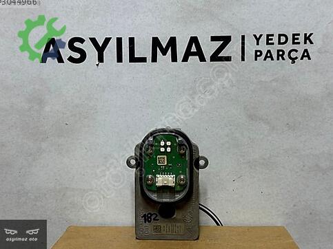 Mercedes-Benz C Serisi Far çıkma parça