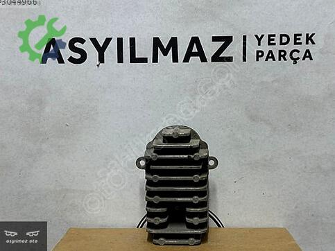 Mercedes-Benz C Serisi Far 1305715284 çıkma parça