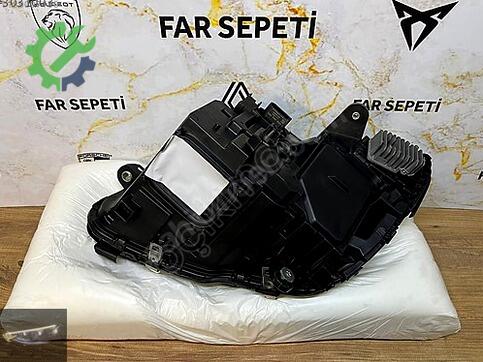 Mercedes-Benz C Serisi Sağ Ön Far A2059067402 çıkma parça