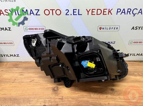 Mercedes-Benz C Serisi Sol Ön Far A2059068701 çıkma parça