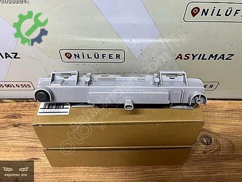 Mercedes-Benz C Serisi Sağ Sis Farı A2049069000 çıkma parça