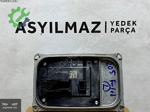 Mercedes-Benz C Serisi Far Beyni çıkma parça