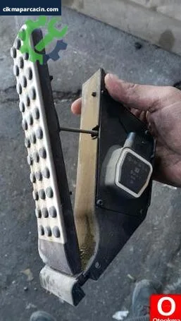 Mercedes-Benz C180 Pedal çıkma parça