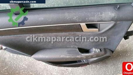 Mercedes-Benz C180 Kapı Döşemesi çıkma parça
