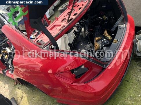 Mercedes-Benz C180 Arka Panel çıkma parça