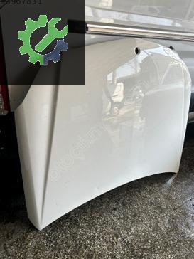 Mercedes-Benz C180 Kaput çıkma parça