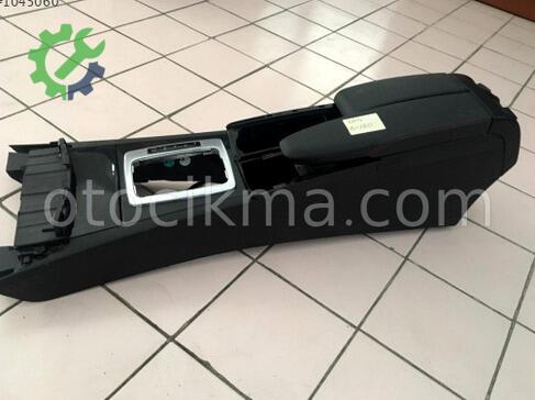 Mercedes-Benz C180 Kol Dayama çıkma parça