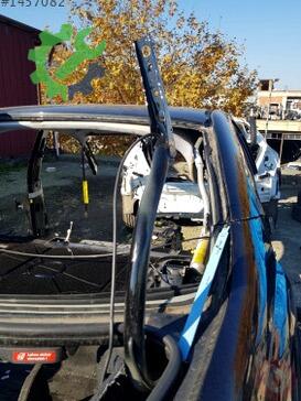 Mercedes-Benz C Serisi Kapı Menteşesi çıkma parça