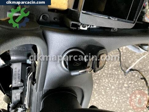 Mercedes-Benz C Serisi Anahtar çıkma parça