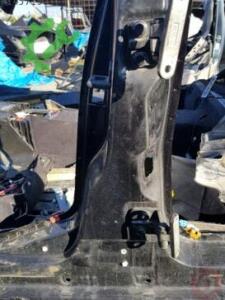 Mercedes C200 W203 Sol Arka Kapı Menteşesi Orjinal Çıkma
