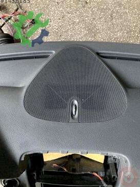 Mercedes-Benz C Serisi Torpido Kapağı çıkma parça