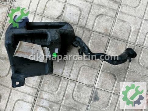 Mercedes-Benz M Class Cam Suyu Bidonu A2468690120 çıkma parça