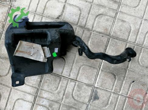 Mercedes-Benz M Class Cam Suyu Bidonu A2468690120 çıkma parça