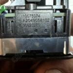 MERCEDES CLA 117 KASA SOL ARKA CAM DÜĞMESİ ORJİNAL