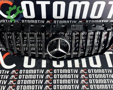 Mercedes-Benz CLA Ön Panjur 1178801403 çıkma parça
