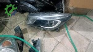Mercedes CLA Modeli İçin Sol Ön Far Çıkma Parçası