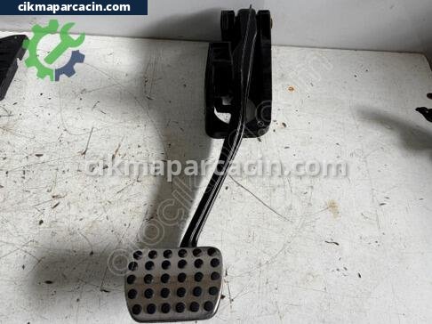 Mercedes-Benz CLA Pedal çıkma parça