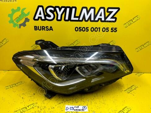 Mercedes-Benz CLA Sağ Ön Far çıkma parça
