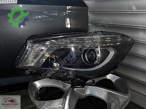 Mercedes-Benz CLA Sol Ön Far çıkma parça