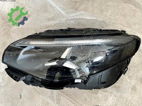 Mercedes-Benz CLA Sol Ön Far çıkma parça