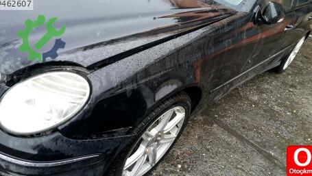 Mercedes-Benz 220 Sol Ön Çamurluk çıkma parça