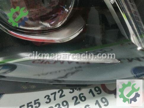 Mercedes-Benz E Serisi Sağ Ön Far A2139064804 çıkma parça