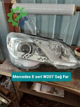 Mercedes-Benz CLK Sağ Ön Far çıkma parça