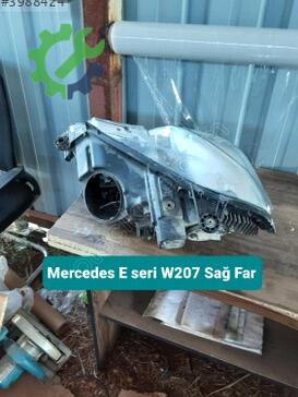 Mercedes-Benz CLK Sağ Ön Far çıkma parça