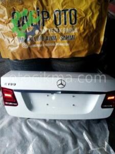 Mercedes E-W212 Makyajlı Bagaj kapağı beyaz hatasız orjnal