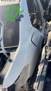 Mercedes-Benz E Serisi (W212) Orijinal Çıkma Kesme Sağ Arka Çamurluk