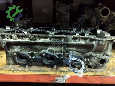 Mercedes-Benz S Serisi Silindir Kapağı OM642 çıkma parça