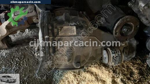 Mercedes-Benz E Serisi Defransiyel çıkma parça