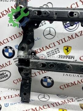 Mercedes-Benz EQS Travers çıkma parça