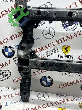 Mercedes-Benz EQS Travers çıkma parça