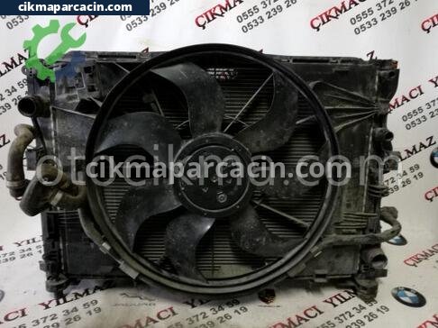 Mercedes-Benz C Serisi Fan Paneli çıkma parça