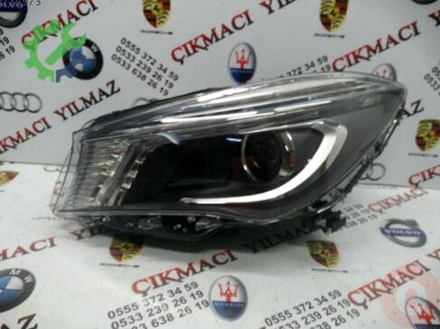 Mercedes-Benz CLA Xenon Far çıkma parça